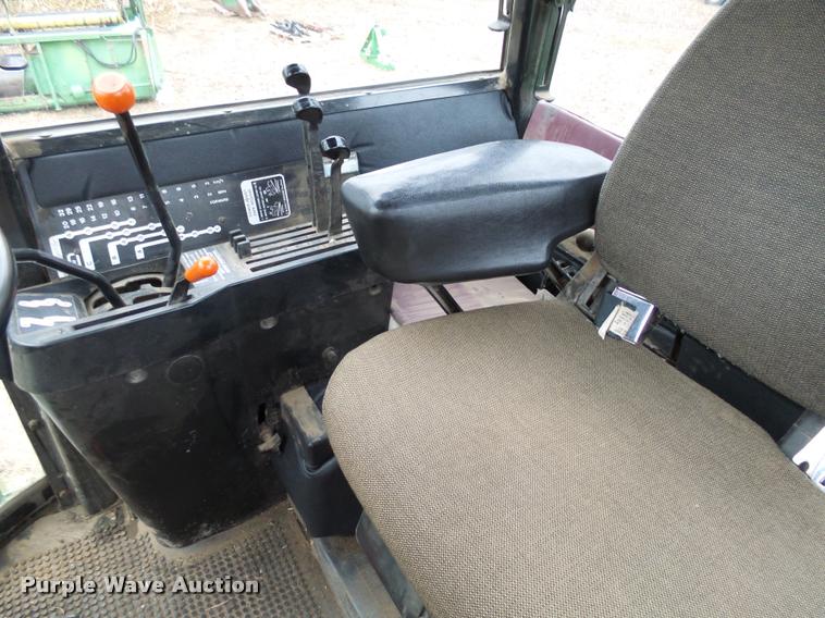 image for item J5462 1976 John Deere 8630 4WD tractor