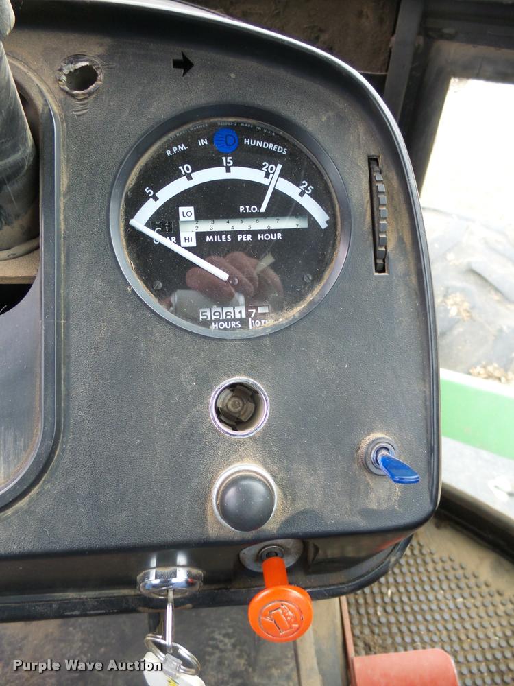 image for item J5462 1976 John Deere 8630 4WD tractor