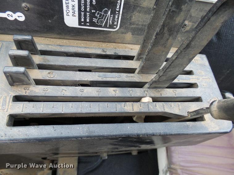 image for item J5462 1976 John Deere 8630 4WD tractor