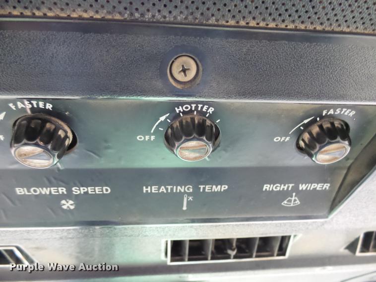 image for item J5462 1976 John Deere 8630 4WD tractor