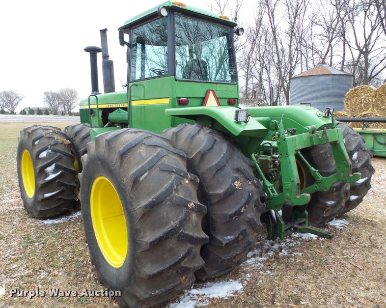 image for item J5462 1976 John Deere 8630 4WD tractor