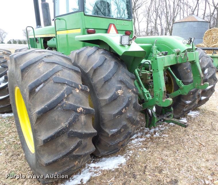 image for item J5462 1976 John Deere 8630 4WD tractor