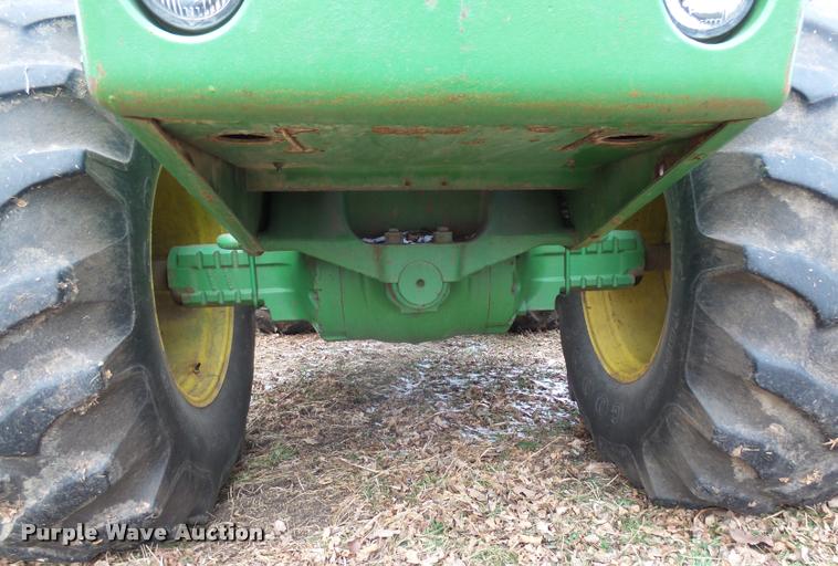 image for item J5462 1976 John Deere 8630 4WD tractor