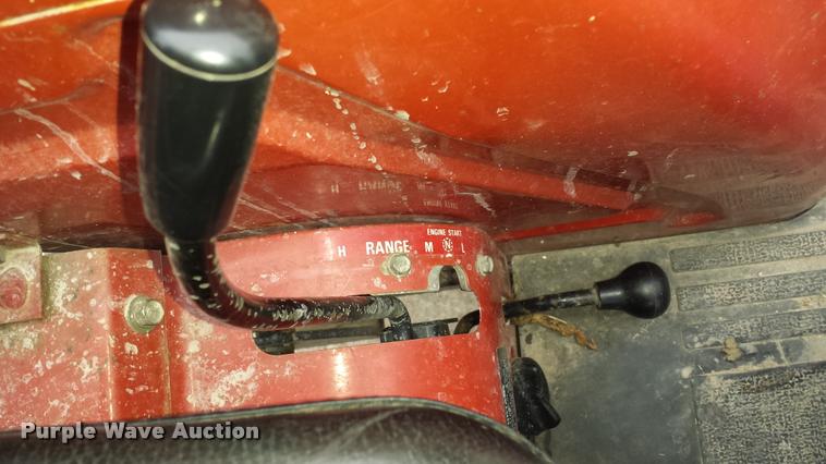 image for item J5740 1987 Case IH 275 MFWD tractor