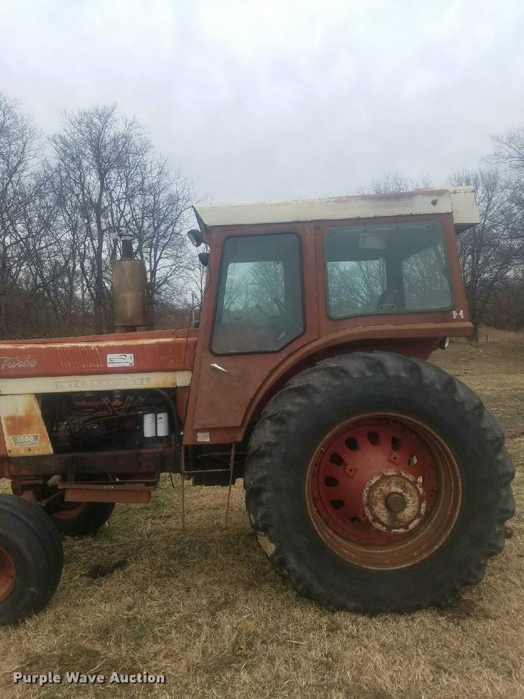 image for item J8673 1975 International Farmall 1566 Tractor