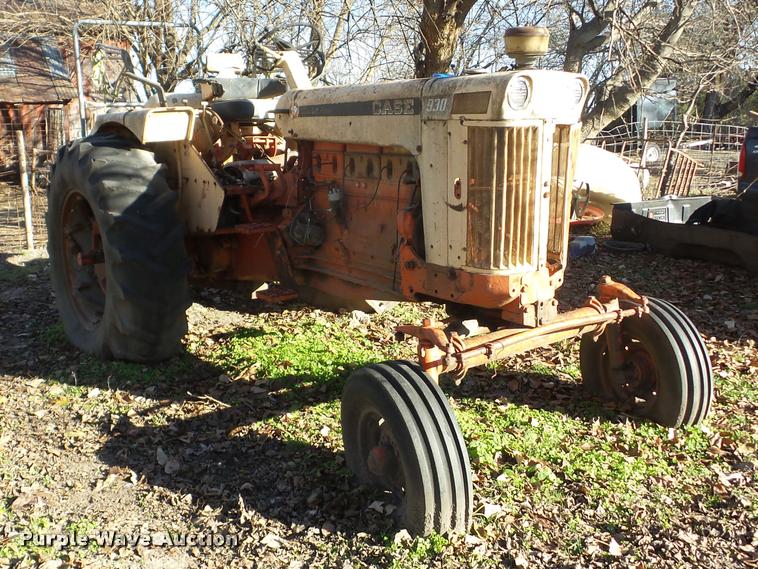 image for item J8674 1965 Case 941 tractor