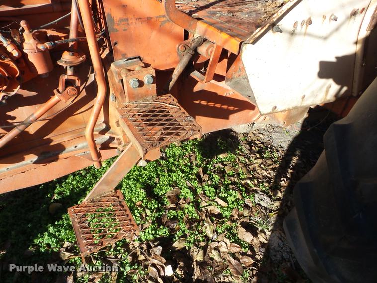 image for item J8674 1965 Case 941 tractor