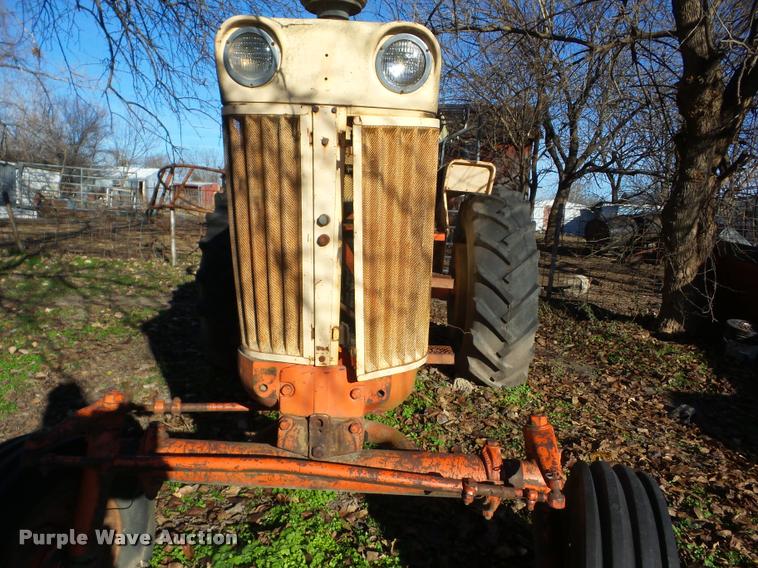 image for item J8674 1965 Case 941 tractor