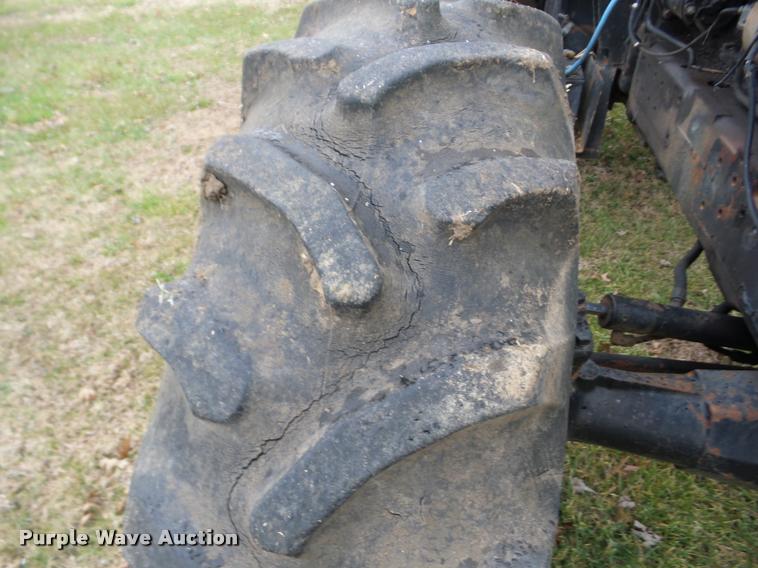 image for item J8682 1984 Case IH 1594 MFWD tractor