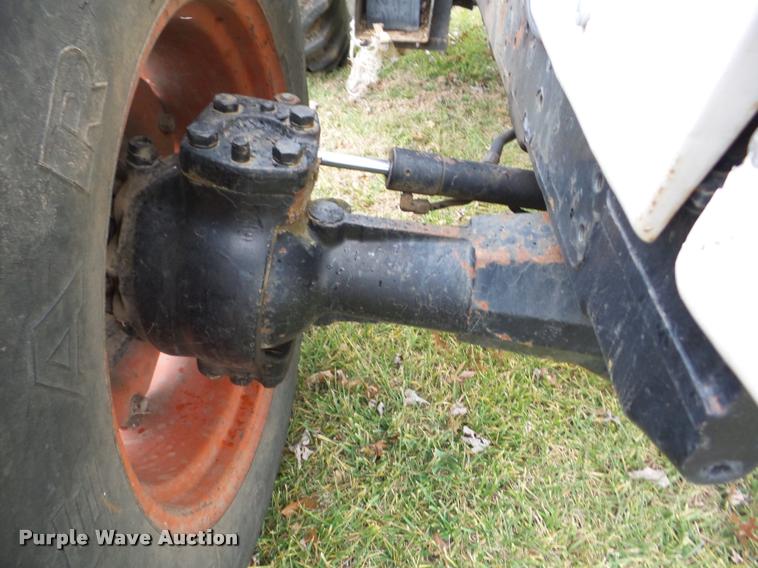 image for item J8682 1984 Case IH 1594 MFWD tractor