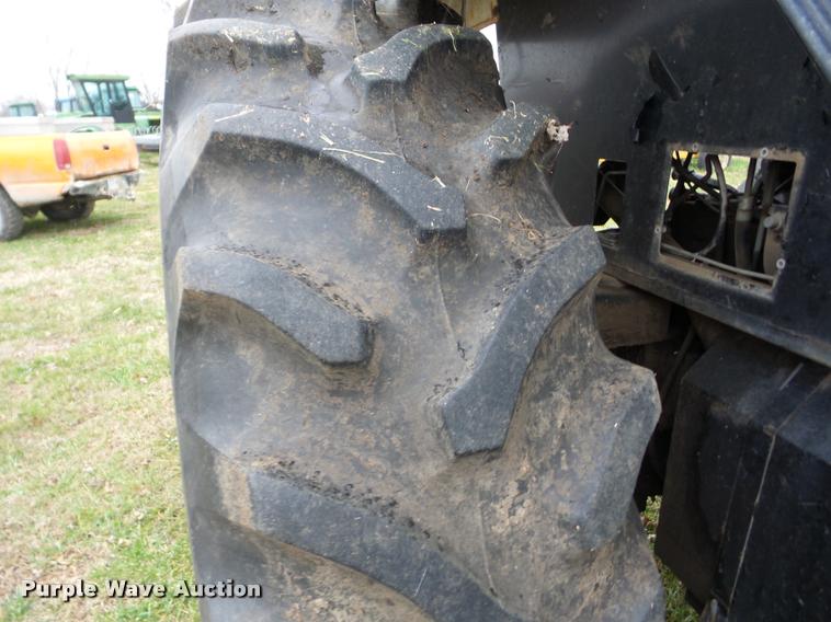 image for item J8682 1984 Case IH 1594 MFWD tractor