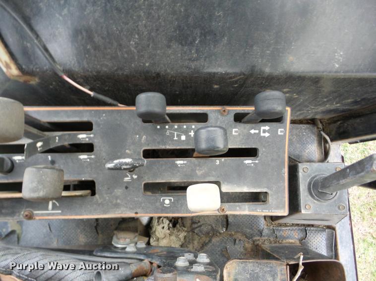 image for item J8682 1984 Case IH 1594 MFWD tractor