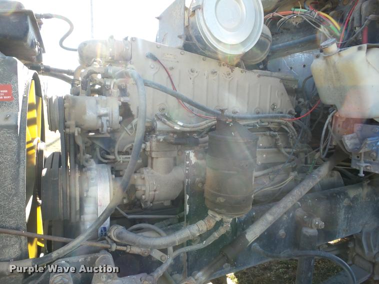 image for item J8685 1990 Kenworth T600 tank truck