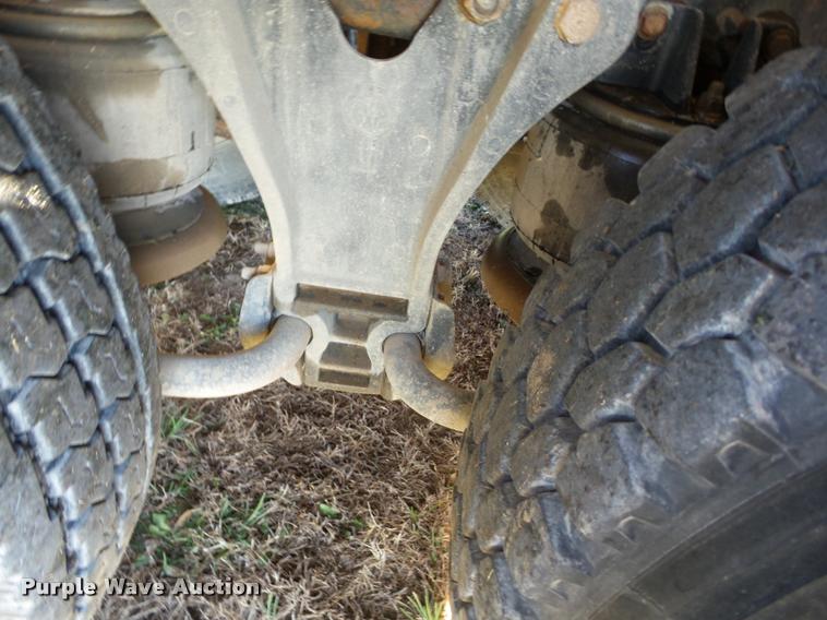 image for item J8685 1990 Kenworth T600 tank truck