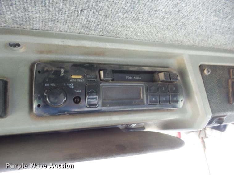 image for item J8685 1990 Kenworth T600 tank truck