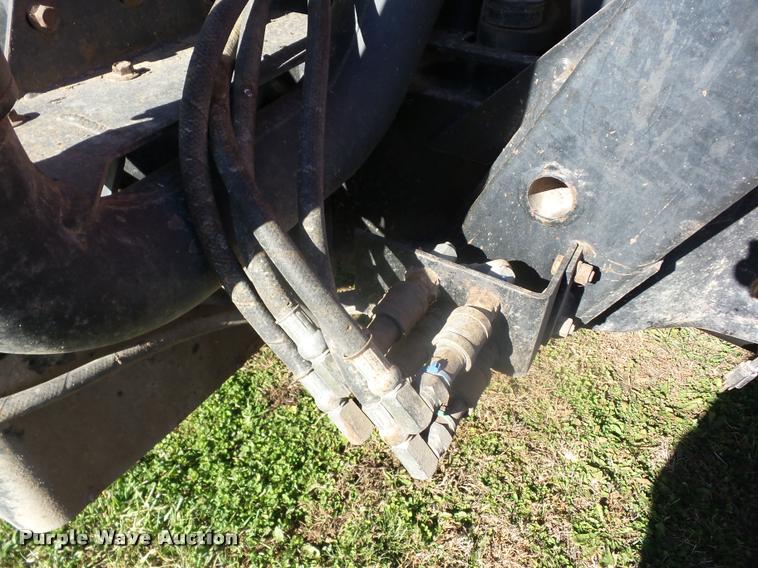 image for item J8687 1997 Case IH MX110 HFWD tractor