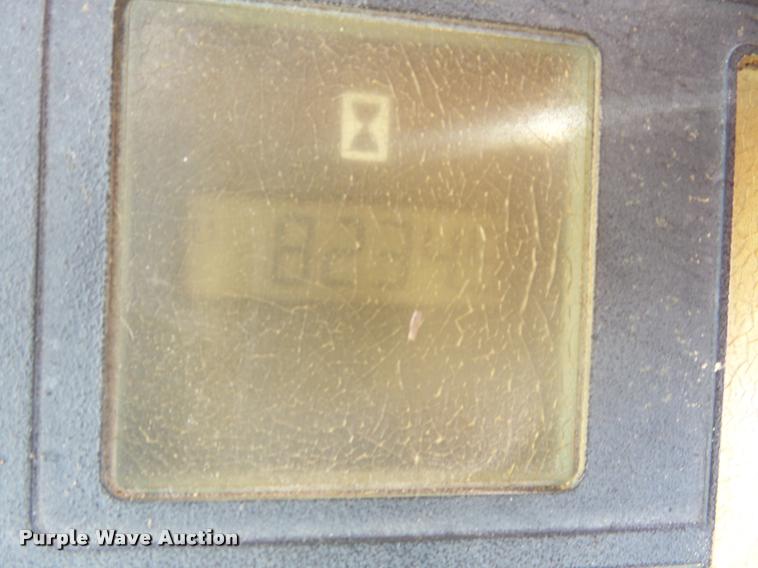 image for item J8687 1997 Case IH MX110 HFWD tractor