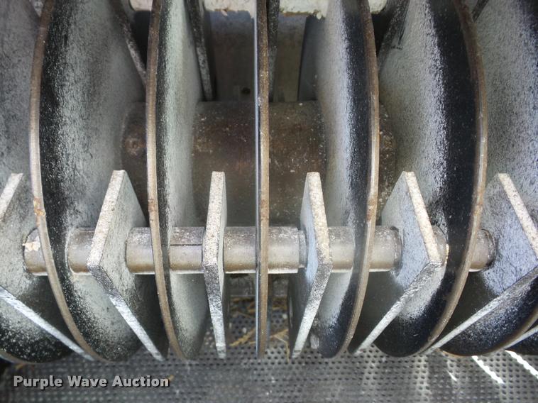 image for item J8688 Art's Way 5165 mixer/grinder