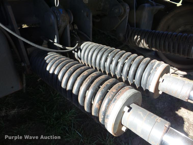 image for item J8689 2006 Lexion 585R RWA combine