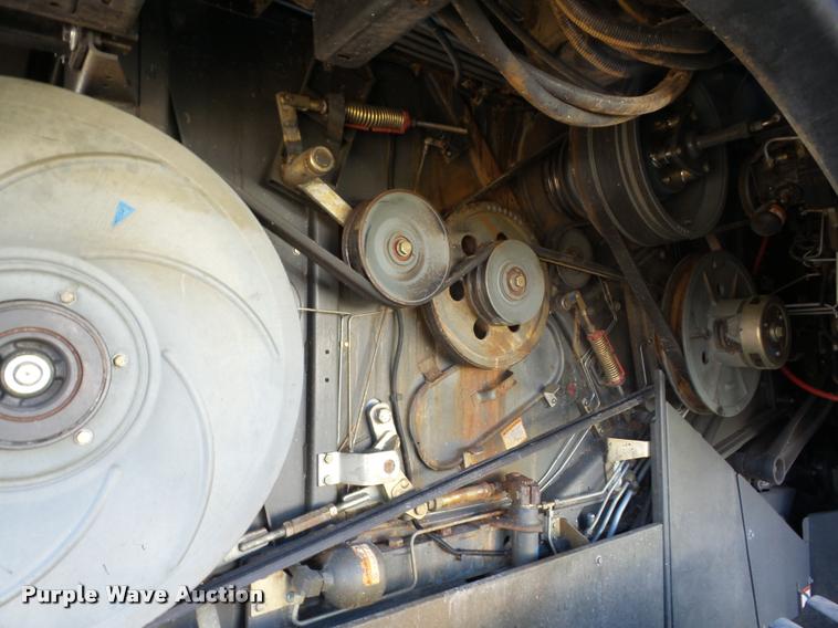 image for item J8689 2006 Lexion 585R RWA combine