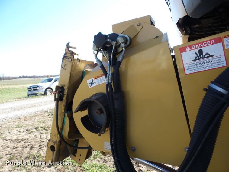 image for item J8689 2006 Lexion 585R RWA combine