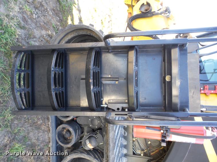 image for item J8689 2006 Lexion 585R RWA combine