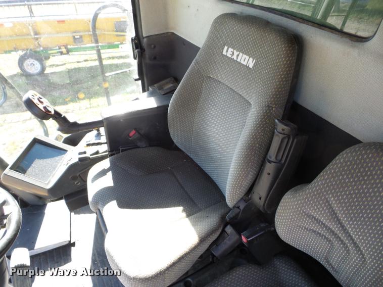 image for item J8689 2006 Lexion 585R RWA combine