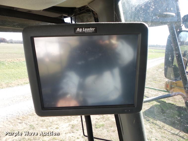 image for item J8689 2006 Lexion 585R RWA combine