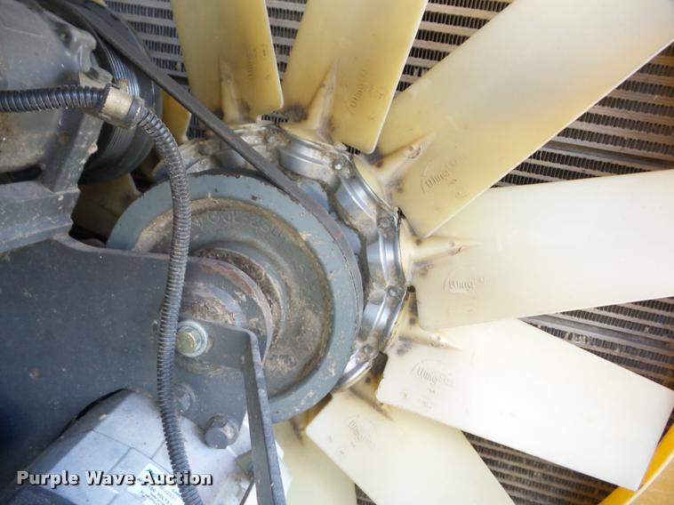 image for item J8689 2006 Lexion 585R RWA combine