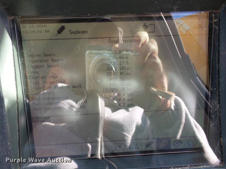 image for item J8689 2006 Lexion 585R RWA combine