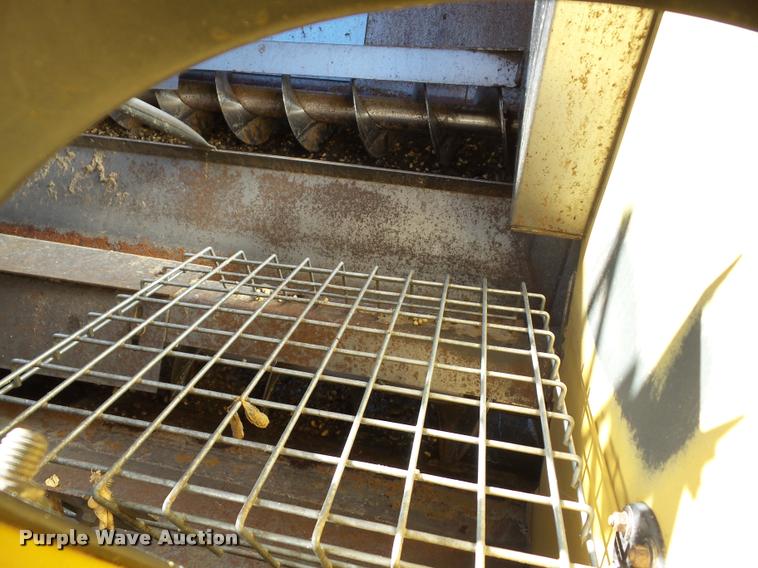 image for item J8689 2006 Lexion 585R RWA combine