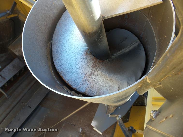 image for item J8689 2006 Lexion 585R RWA combine