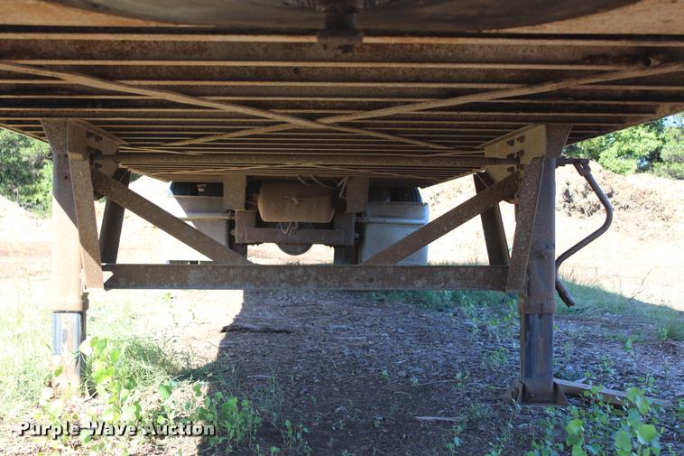 image for item K1942 2004 Wilkens OK2PA26DCES2 live bottom, walking floor trailer