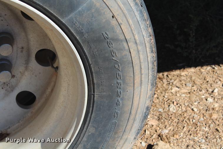 image for item K1942 2004 Wilkens OK2PA26DCES2 live bottom, walking floor trailer