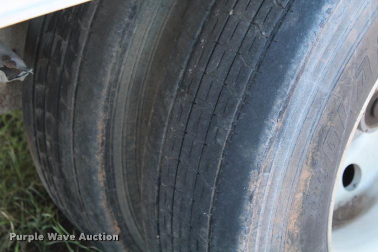 image for item K1942 2004 Wilkens OK2PA26DCES2 live bottom, walking floor trailer