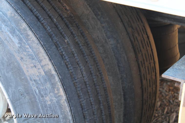 image for item K1942 2004 Wilkens OK2PA26DCES2 live bottom, walking floor trailer