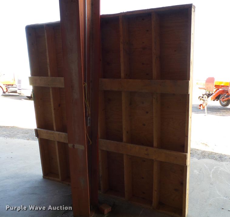 image for item K3417 Shop built grain storage bin