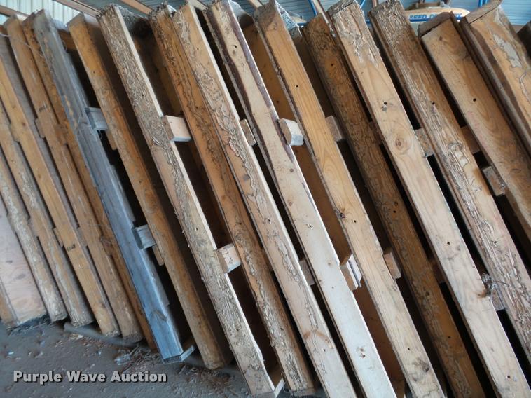 image for item K3417 Shop built grain storage bin