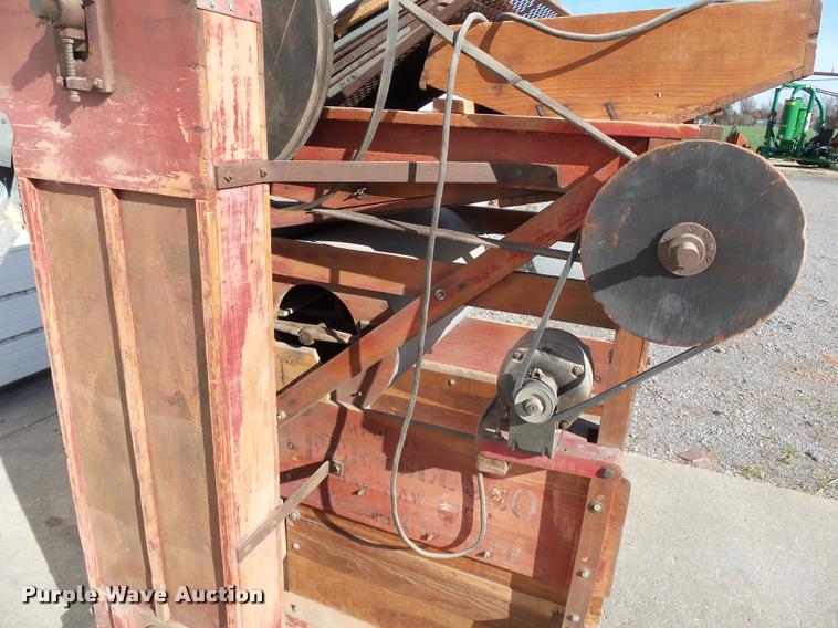 image for item K3418 Clipper 2B seed cleaner