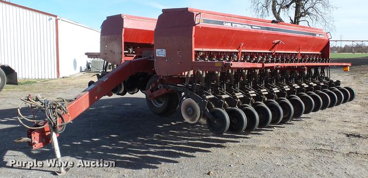 image for item K3424 Case IH minimum-till grain drill