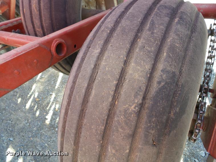 image for item K3424 Case IH minimum-till grain drill