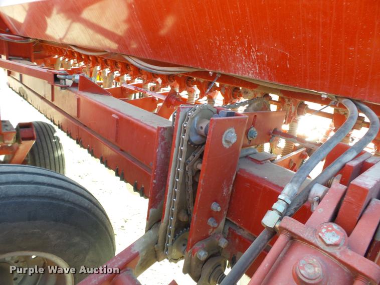 image for item K3424 Case IH minimum-till grain drill