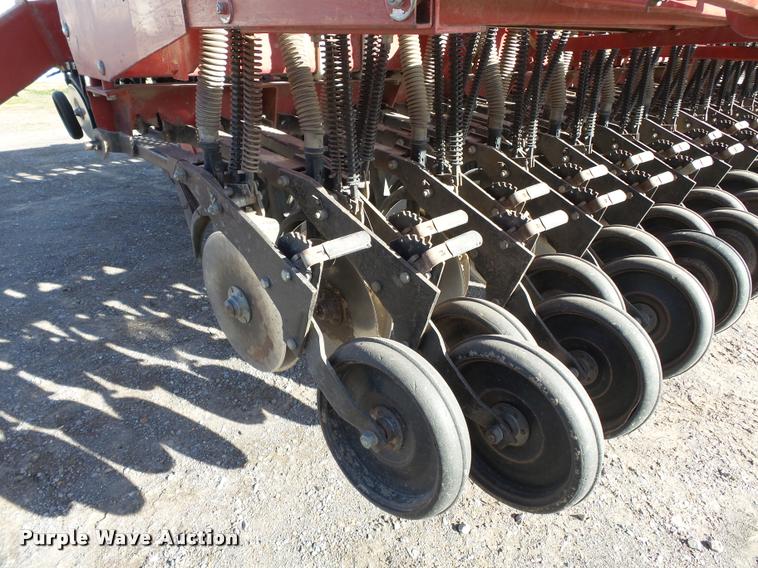image for item K3424 Case IH minimum-till grain drill