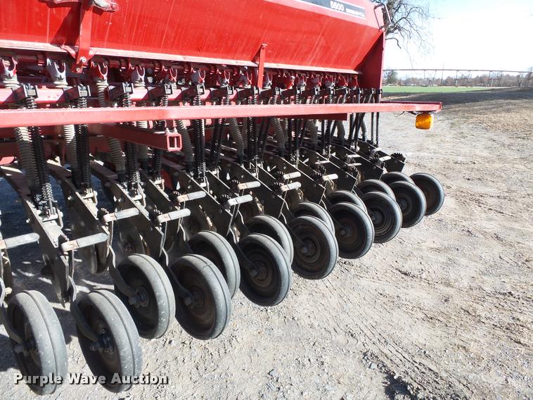 image for item K3424 Case IH minimum-till grain drill