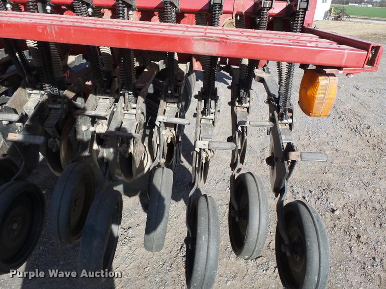 image for item K3424 Case IH minimum-till grain drill
