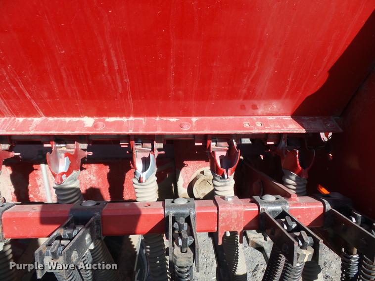 image for item K3424 Case IH minimum-till grain drill