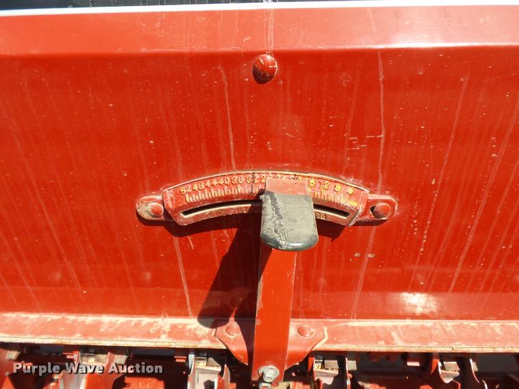 image for item K3424 Case IH minimum-till grain drill