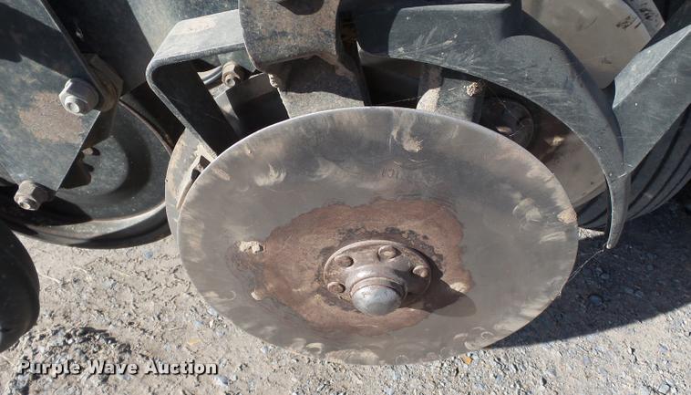 image for item K3424 Case IH minimum-till grain drill