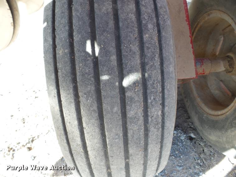 image for item K3424 Case IH minimum-till grain drill