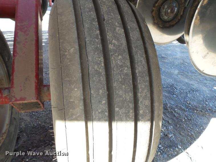 image for item K3424 Case IH minimum-till grain drill